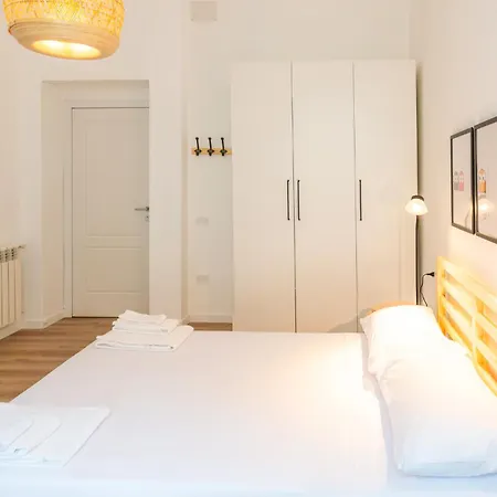 Le Stanze Di Mia Apartment *